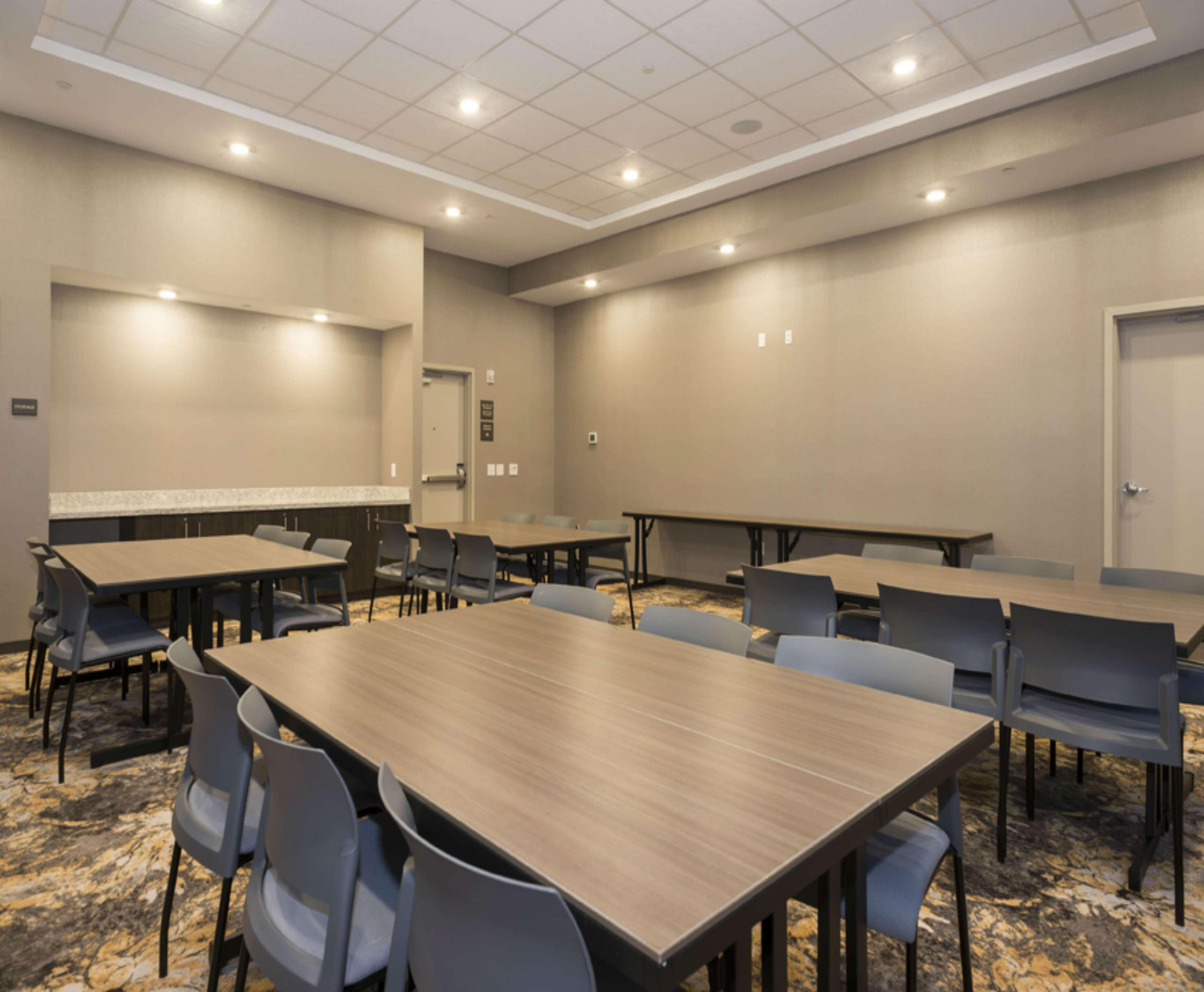 Hampton Inn And Suites Minneapolis University Area, Mn Buitenkant foto